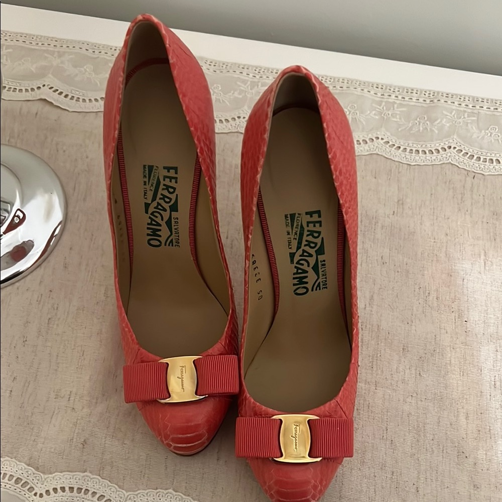 Salvatore Ferragamo Women's Coral Pumps
